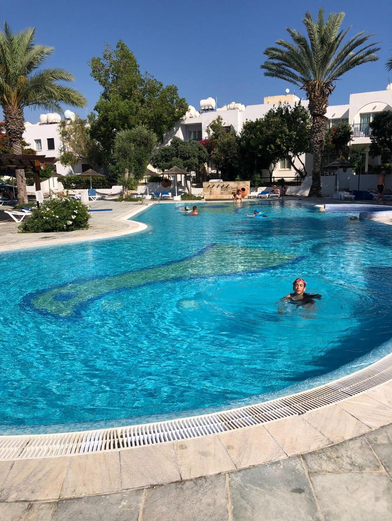 Paphos gardens studio suite Exterior foto